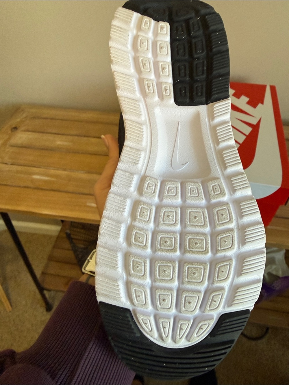 W Nike Air Max Nuaxis Size 8 Worn once. - Picture 3 of 4